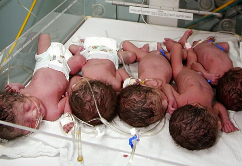 Rodila devetorke, dvije bebe više nego što su liječnici otkrili