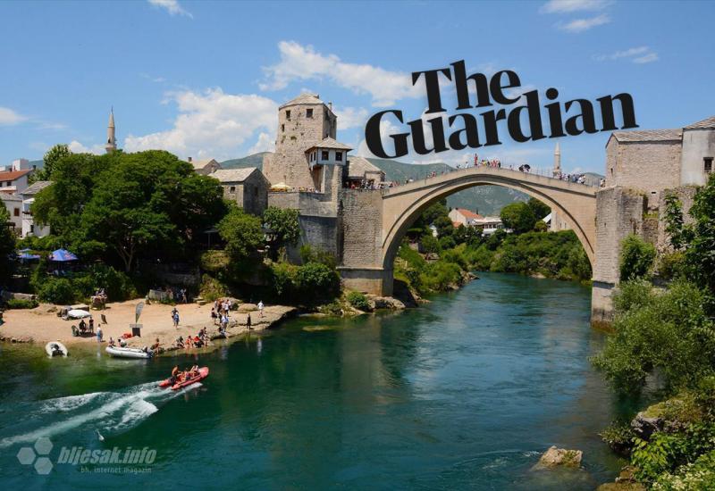 The Guardian o Mostaru: Kupole i minareti džamija perforiraju gradski horizont