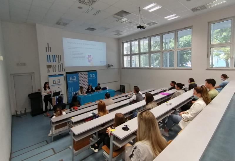 Mostarski studenti učili kolege o društvenim mrežama 