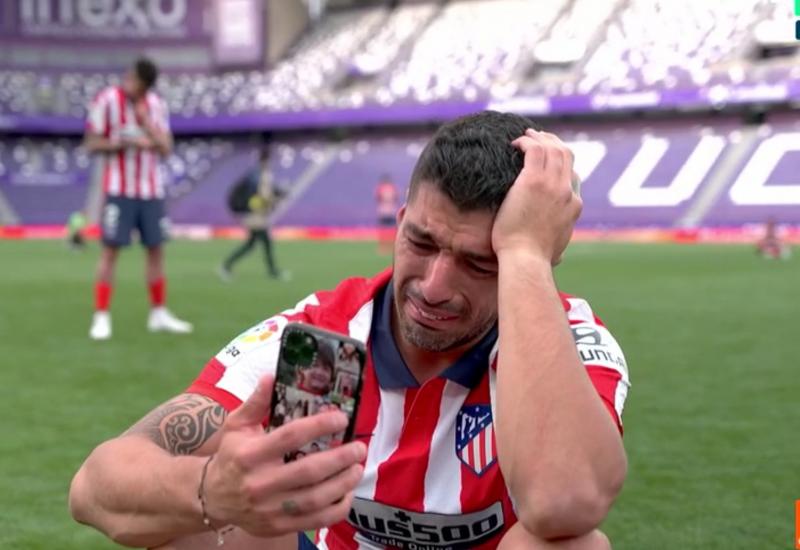 Luis Suarez nije mogao suzdržati suze nakon titule s Atleticom - Uplakani Suarez nakon velikog slavlja imao poruku i za Barcelonu