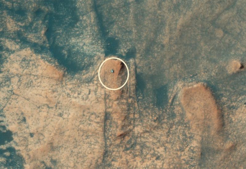 Rover Curiosity snimljen iz Marsove orbite