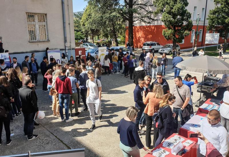 Univerzitet Džemal Bijedić otvara vrata budućim studentima 