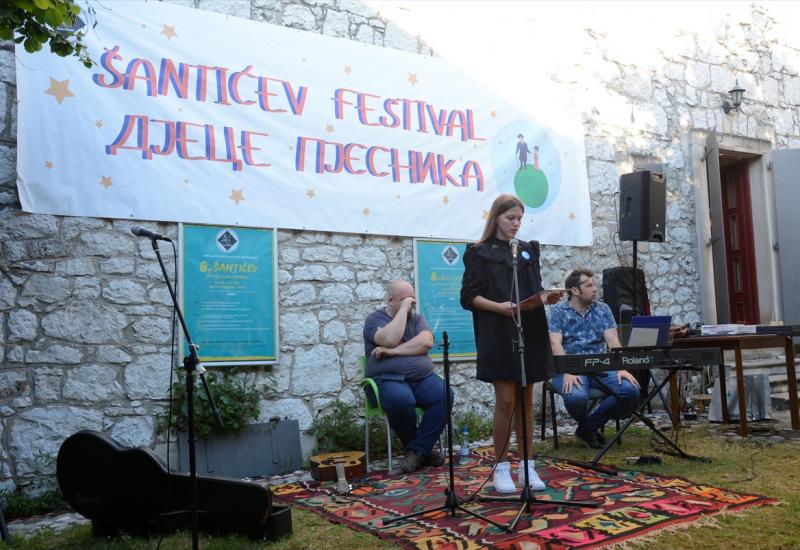Šantićevim festivalom djece pjesnika završena manifestacija  - Šantićevim festivalom djece pjesnika završena manifestacija 