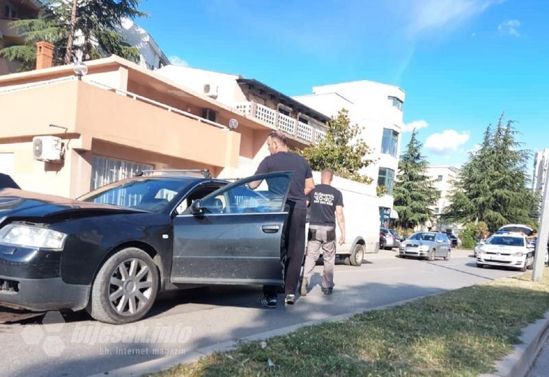 Sudar Audija i Golfa - Mostar: Sudar dvaju vozila u ulici koja je postala 