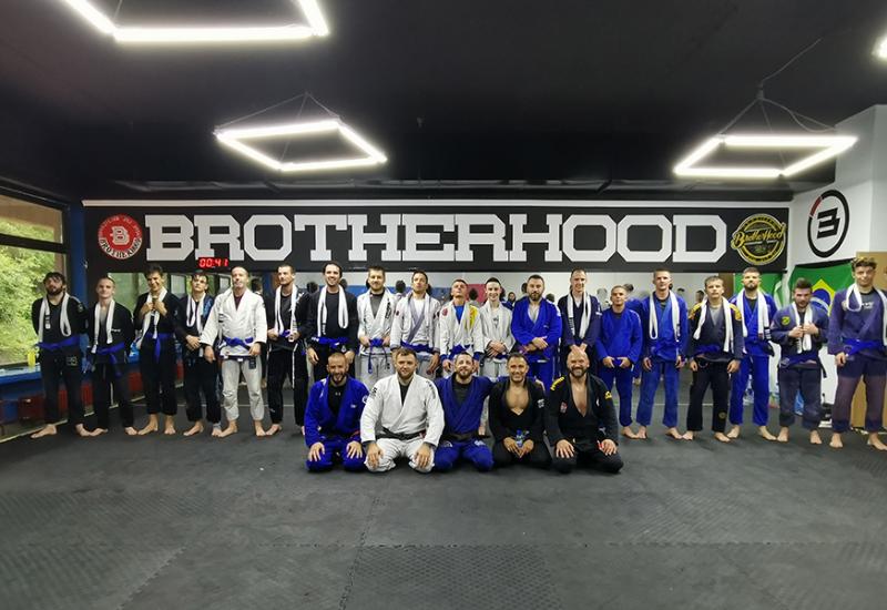 Velika promocija članova kluba borilačkih sportova Brotherhood iz Sarajeva