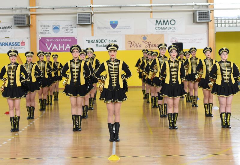 Mostarske mažoretkinje izvrsne na 3. prvenstvu Nacionalnog mažoret saveza - Mostarske mažoretkinje izvrsne na 3. prvenstvu Nacionalnog mažoret saveza