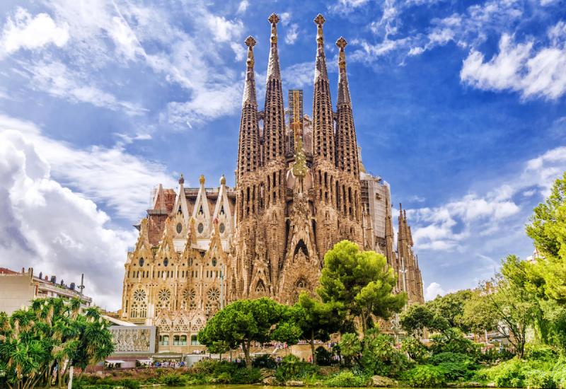 Sagrada Familia osvanula u novom izgledu