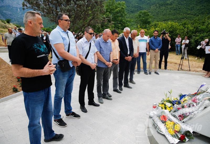 Obilježena godišnjica zločina na Uborku i Sutini - 29 godina od zločina bez kazne