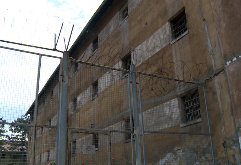 Uzoran zatvorenik KPZ Zenica preskočio ogradu i pobjegao iz zatvora