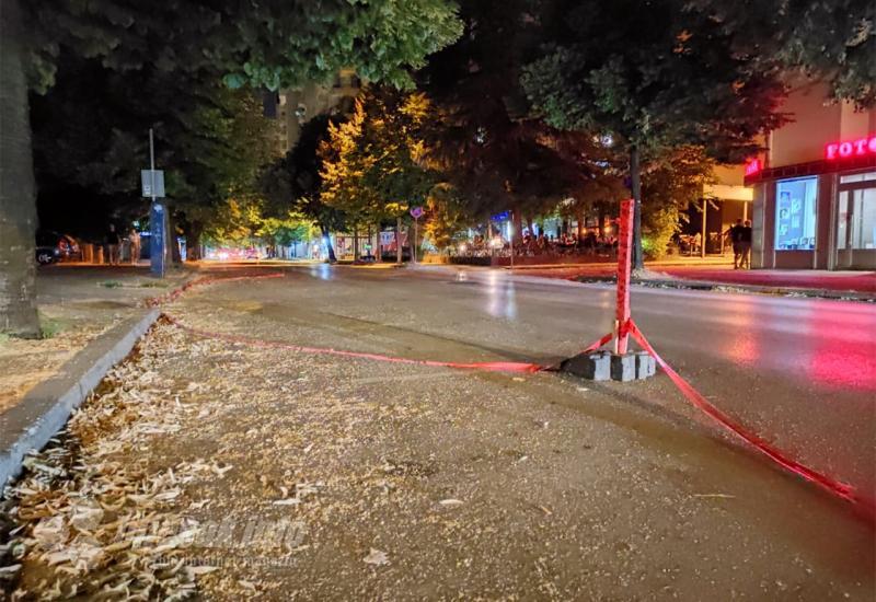 Iscrtavanje parking mjesta u Mostaru - Prljavi parking: Kakve se to ulice farbaju u Mostaru