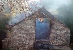 Raška Gora: U požaru izgorjele dvije štale