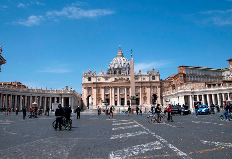 Vatikan započeo pripreme za Svetu godinu: Očekuje se 45 milijuna hodočasnika