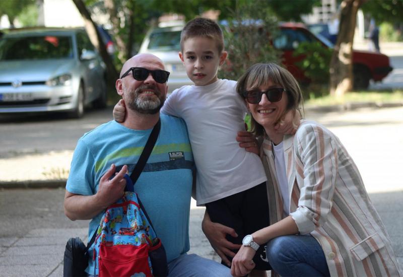 Priča iz Mostara: Rana intervencija, Filip na jesen kreće u školu!