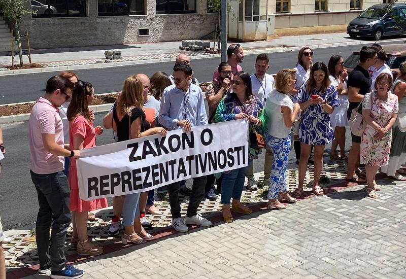 Prosvjed pred Vladom u Mostaru