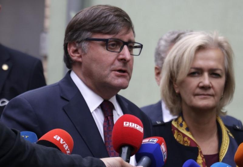 Palmer i Eichhorst nisu uvjerili oporbu da prihvati dogovor HDZ BiH i SDA