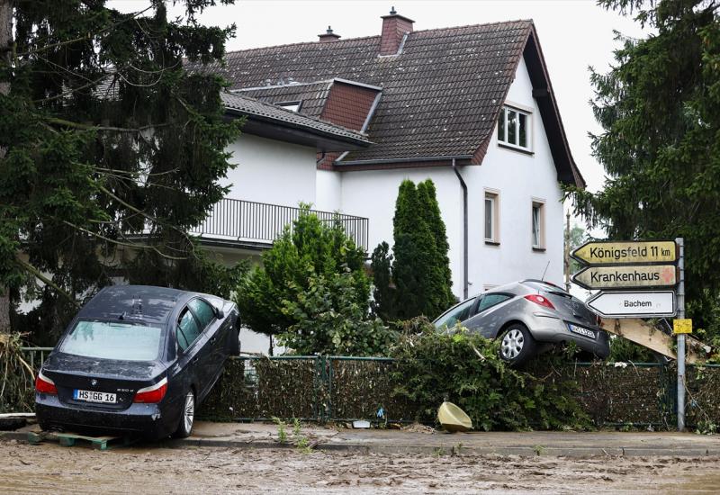 Kaos u  Njemačkoj: U poplavama život izgubilo 105 osoba