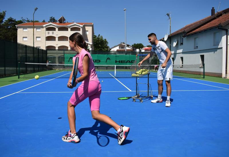 Započeo je Međunarodni ljetni teniski kamp u Međugorju