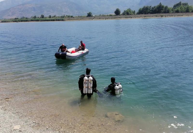 Pronađeno tijelo mladića koji se utopio u Mostarskom jezeru