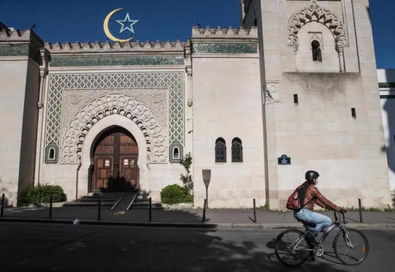 Francuska izglasala sporni zakon kojem se protive muslimanske organizacije