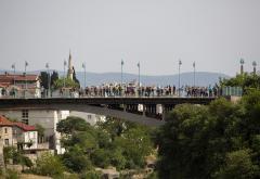 GALERIJA FOTOGRAFIJA: Pogledajte atmosferu skokova sa Starog mosta