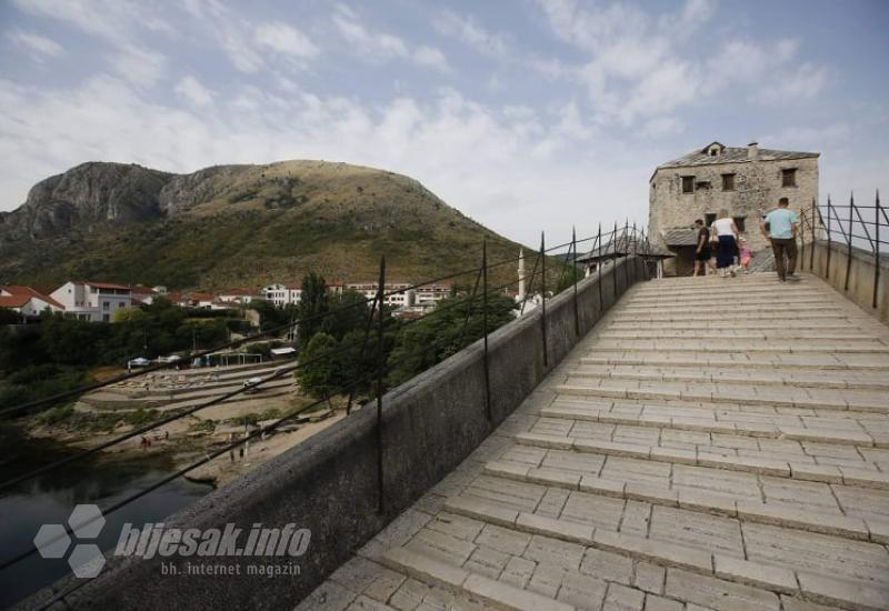 Zaživjele turističke kartice u Mostaru:  Što sve turist dobije za 60 KM?