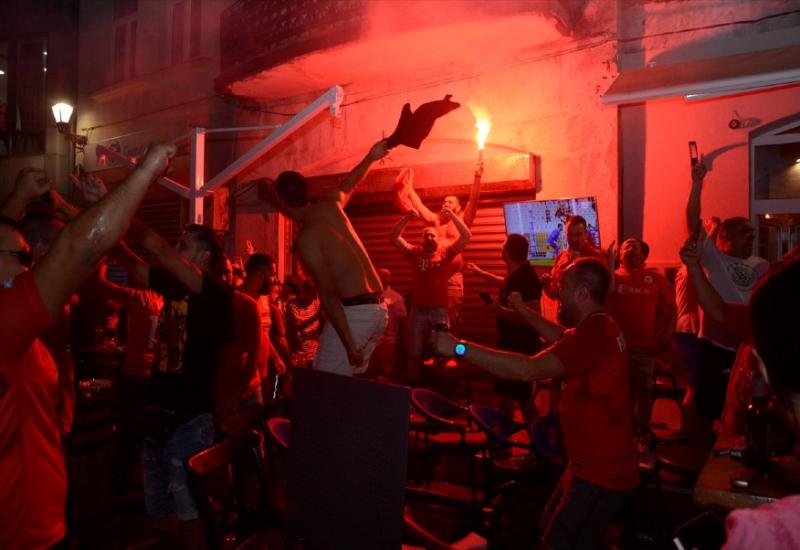 "Crveni" dio Mostara gorio od sreće nakon utakmice u Ateni