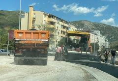 Mostar: Stigao asfalt na novi kružni tok