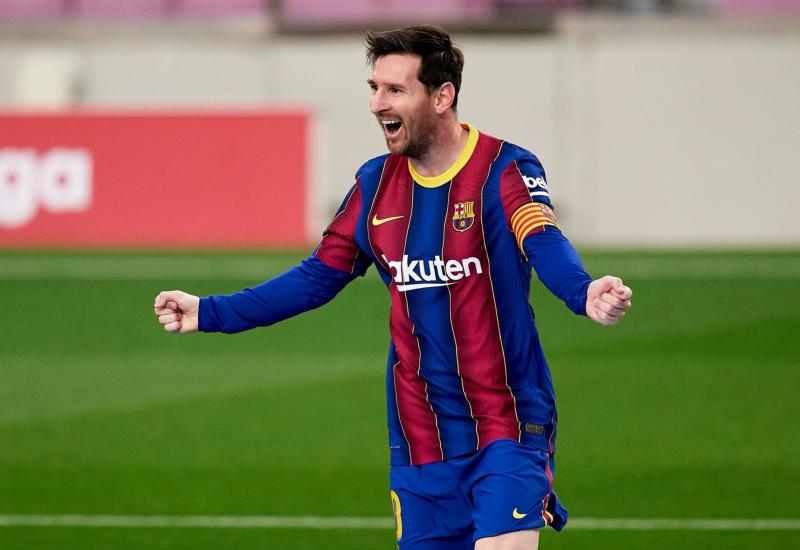Messi se dogovorio s Barcelonom, pristao na nižu plaću