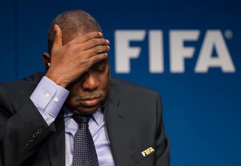 Issa Hayatou - Fifa kaznila bivšeg predsjednika Afričke nogometne federacije
