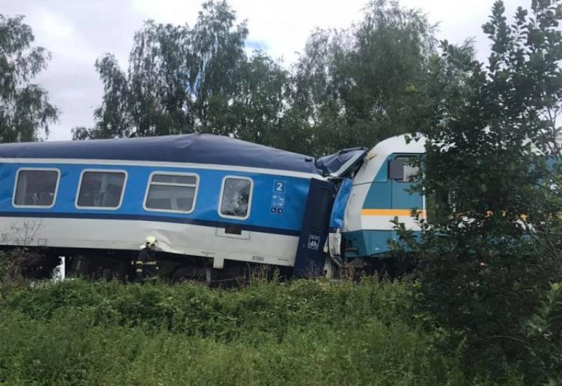 U željezničkoj nesreći troje mrtvih, deseci ozlijeđenih