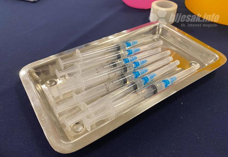 Veće količine cjepiva AstraZeneca  - Mostar: Počelo masovno cijepljenje bez naručivanja