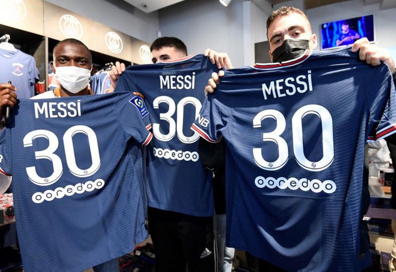 Kad je Messijev dres u pitanju, nitko ne pita za cijenu... - PSG već počeo zarađivati na Lionelu Messiju, dresovi razgrabljeni