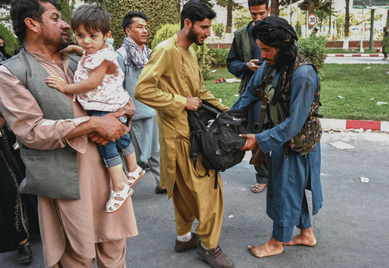 Život u Kabulu: Žena nema na ulicama, glazba je utihnula, a patrole su posvuda