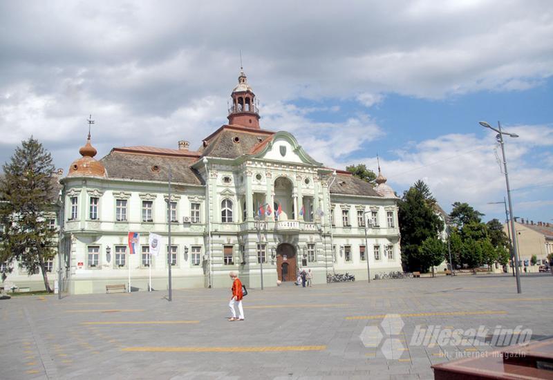 Županijski dvor - Zrenjanin: Četir
