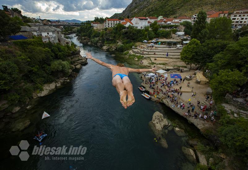 Najbolji skakači svijeta odradili prvi trening u Mostaru