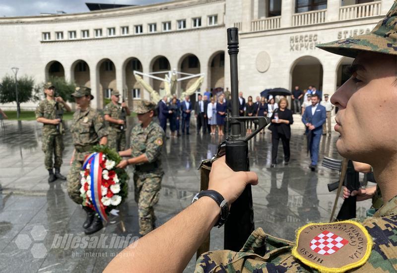 U Mostaru se obilježava 28. obljetnica utemeljenja HRHB