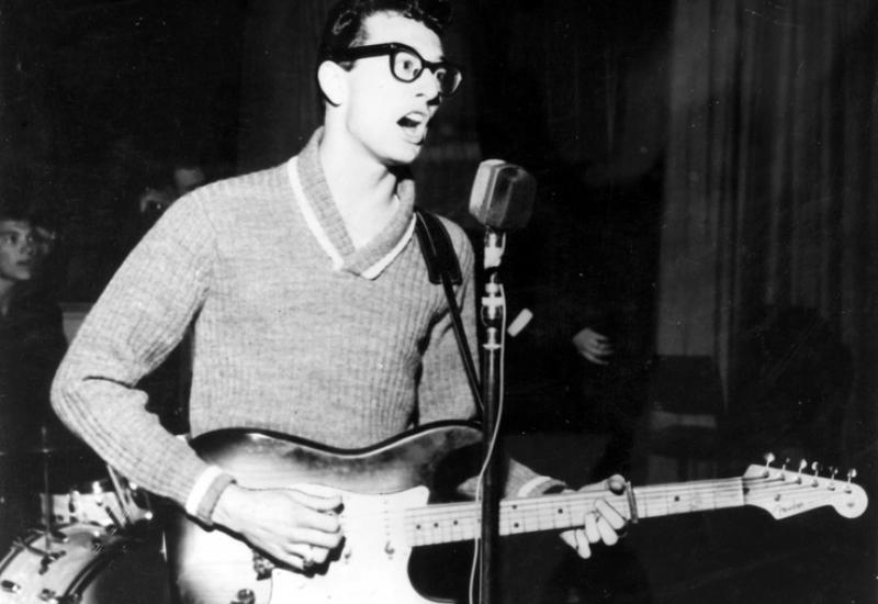 Buddy Holly (7. rujna 1936., Lubbock, Texas - 3. veljače 1959., Clear Lake, Iowa) - Živio je kratko, ali je snažno utjecao na razvoj rock and rolla
