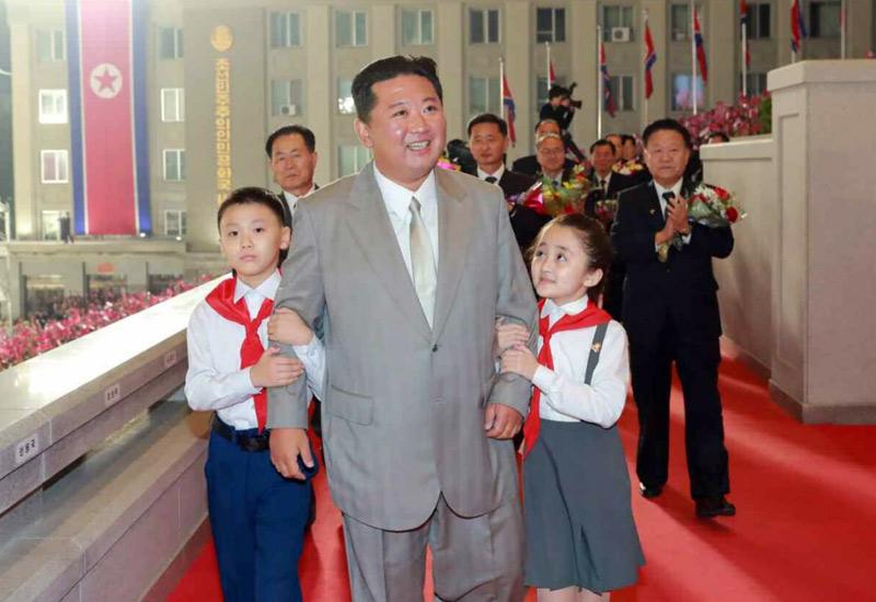 Parada je usput: Svijet se bavi Kimovom kilažom
