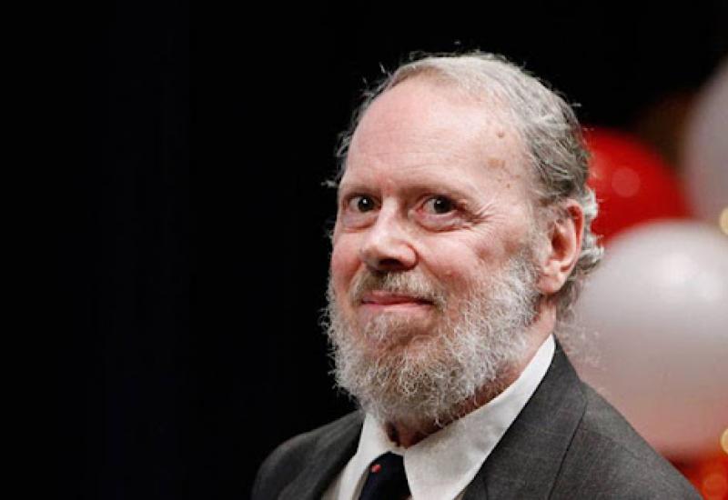Dennis Ritchie (9. rujna 1941., Bronxville, New York - 12. listopada 2011., Berkeley Heights, New Jersey) - On je vjerojatno najveća legenda u svijetu programiranja