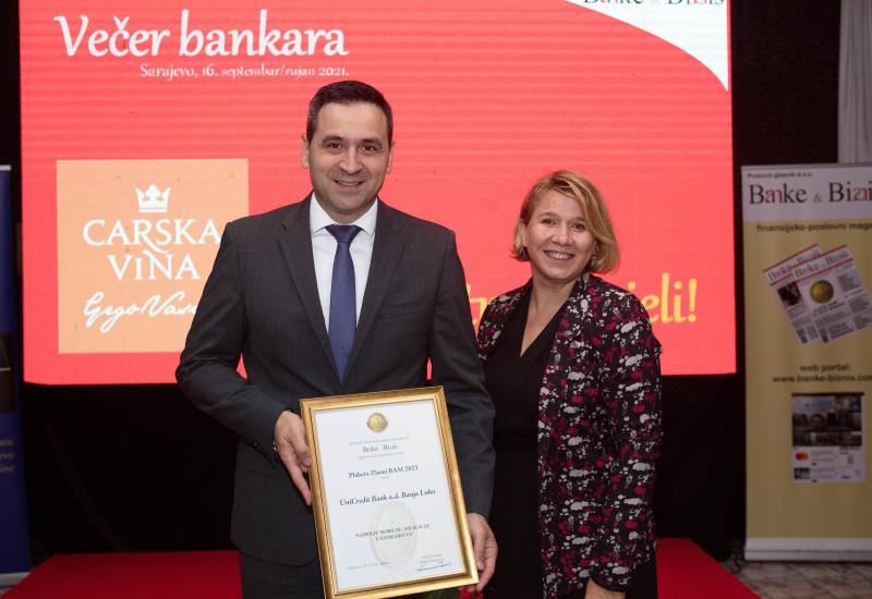 UniCredit Bank Banja Luka - Priznanje za najbolju mobilnu aplikaciju UniCreditu u Bosni i Hercegovini