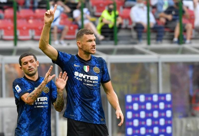 Inter pomeo Bolognu, dva pogotka Džeke