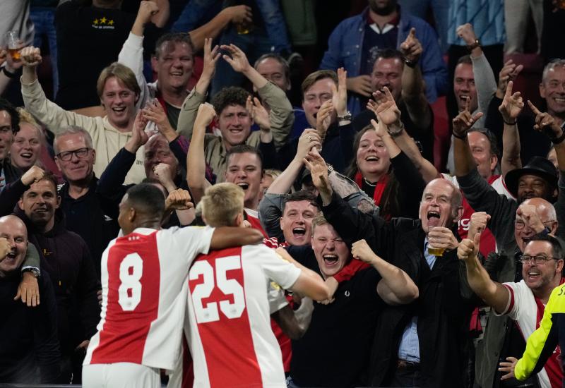 Atomski Ajax: Osam različitih strijelaca za rekordnih 9:0