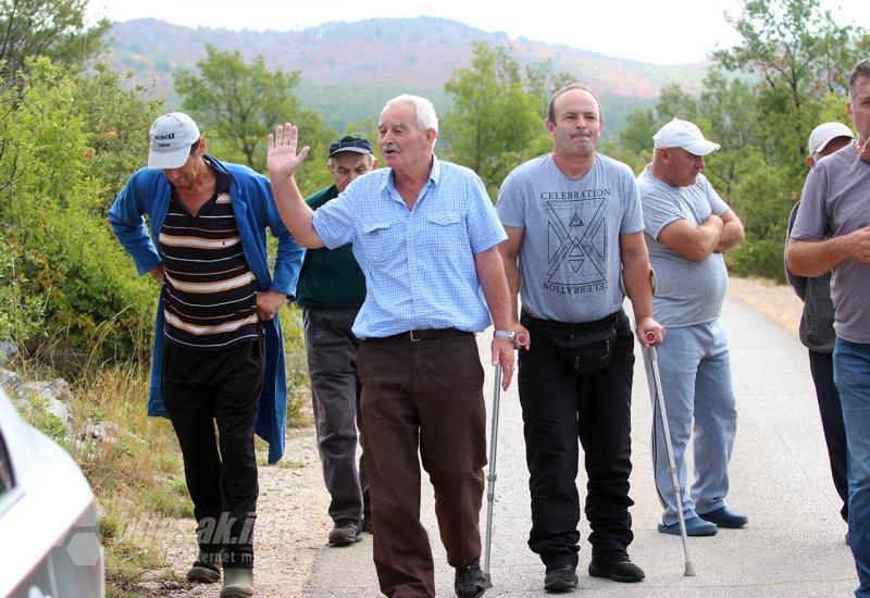 Prosvjed u Crnoglavu - Neum: Mještanima ispresjecane parcele, kamenolomu prijeti ogromna ekonomska šteta