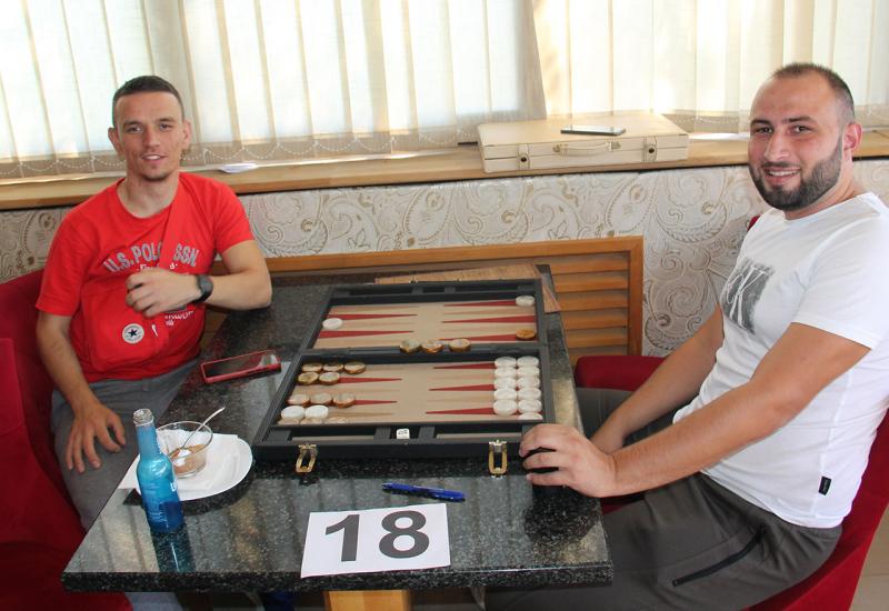 1. međunarodni backgammon turnir Donji Vakuf open 2021 - Šemsudin Kusturica iz Mostara osvojio backgammon turnir