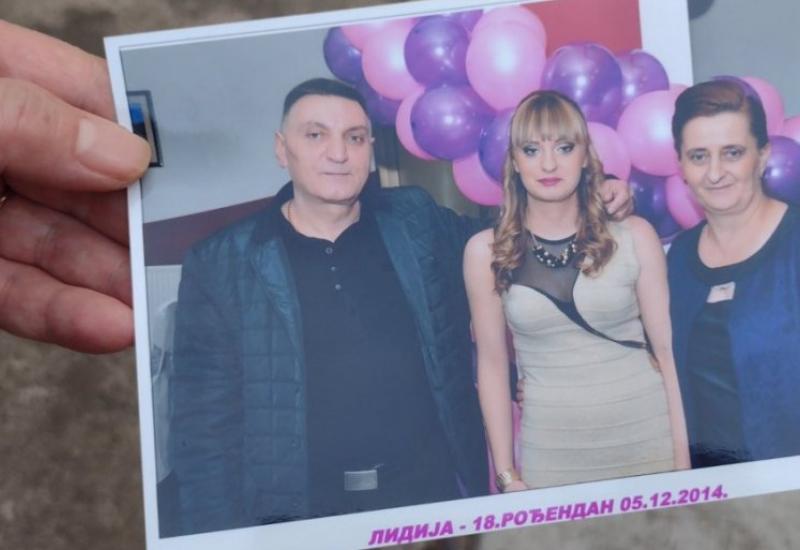 Nestala obitelj Đokić - Misterij nestale obitelji: U potragu se uključila policija, helikopteri, ronioci .. 