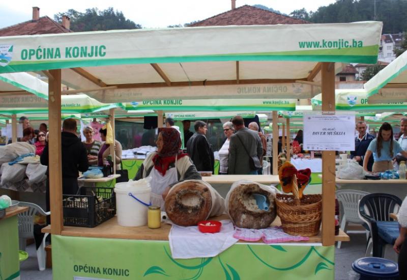Na Festivalu hrane 'Konjic Food Fest' čajanka, kestanijada i natjecanje u pripremi tufahije