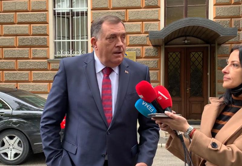 Dodik: Nisam spreman žrtvovati mir ''za borbu za Republiku Srpsku''