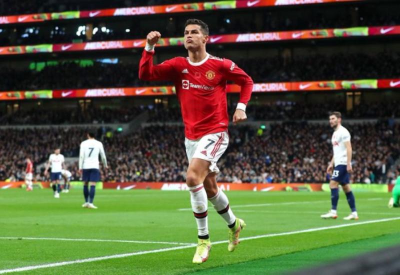 Cristiano Ronaldo spasio Manchester United