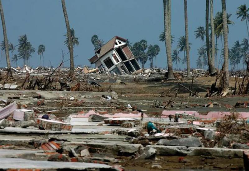 Opasnost od tsunamija u sljedećih deset godina prijetiti gotovo polovici svjetske populacije. - Tsunami će kroz 10 godina predstavljati prijetnju za oko pola svjetske populacije