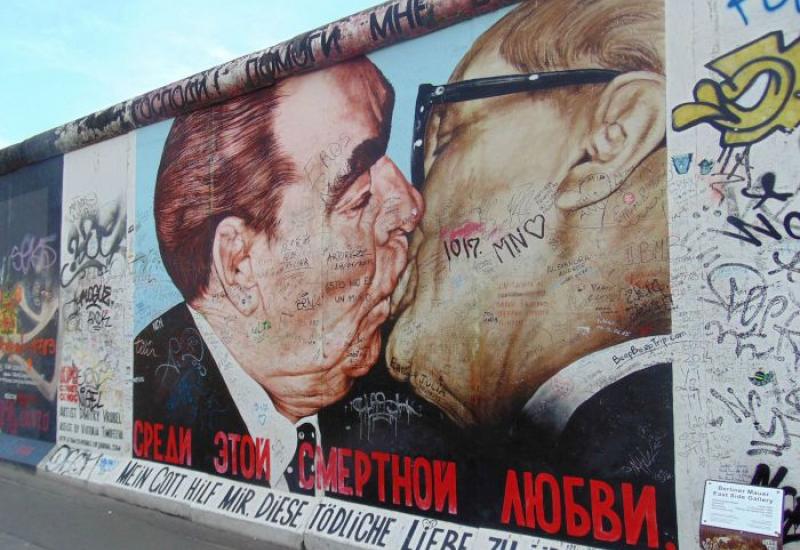 Berlinski zid - Dan kada je pao Berlinski zid